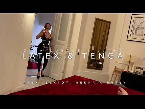 ❤️ Roodharige stiefzus in latex kostuum geneukt door stiefbroer ❤ Harde porno at us