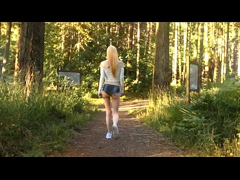 ❤️ Mooie vrouw beweegt langzaam, geen naakt video ❤ Harde porno at us