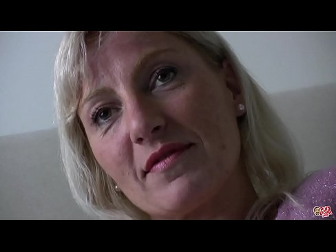 ❤️ De moeder die we allemaal neukten... Dame, gedraag je! ❤ Harde porno at us